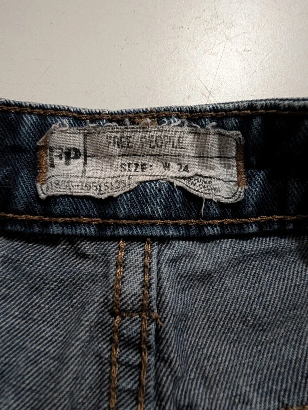 FREE PEOPLE Blue Denim Stripe Shorts Frayed Women Size 24